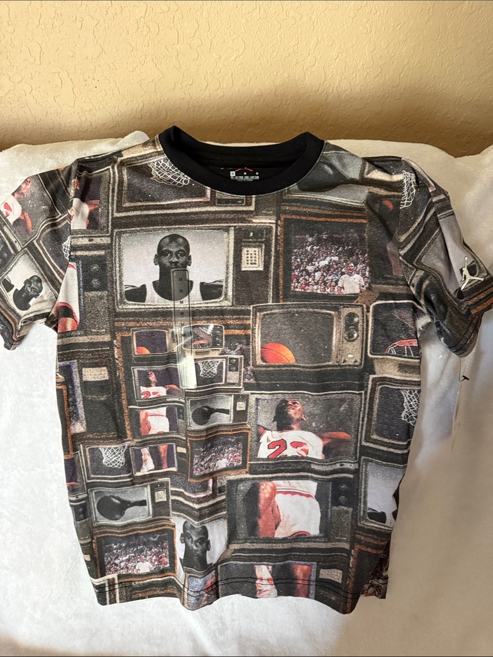 Jordan Graphic Crewneck Tee in Black, Gray, White with Red Jumpman